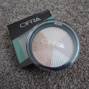 Ofra Beverly Hills highlighter